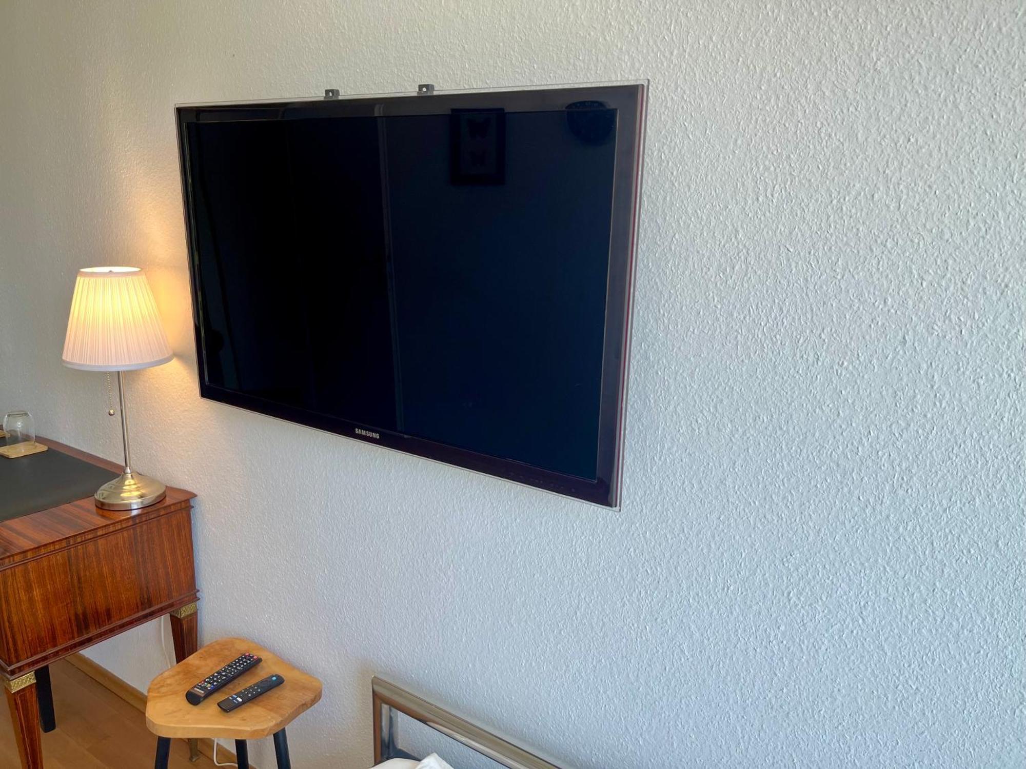 Messewohnenaschheim-business-zimmer Mit Wlan,komfort & Parkplatz